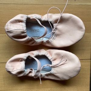 Leather ballet slippers
